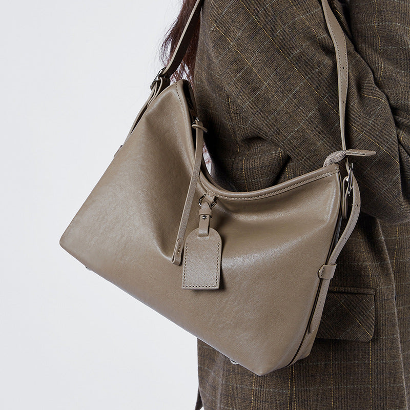 Women's Leather Idle Style First Layer Vegetable Crossbody Bags