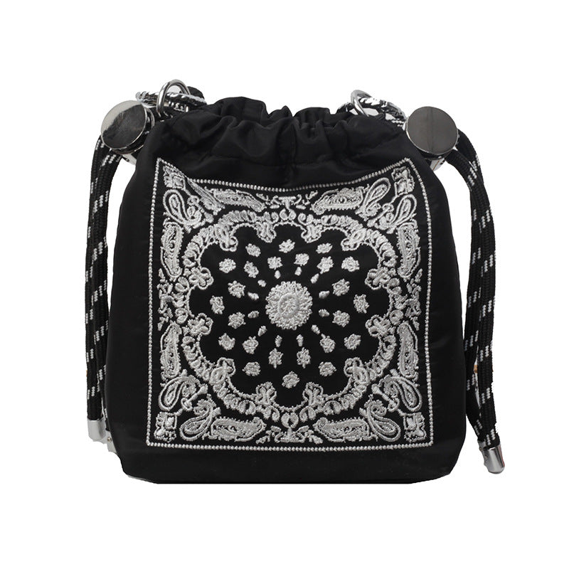Women's Simple Embroidered Cloth Paisley Mobile Shoulder Bags