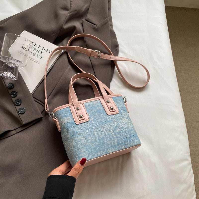 Women's Popular Summer Textured Hand Holding Crossbody Bags