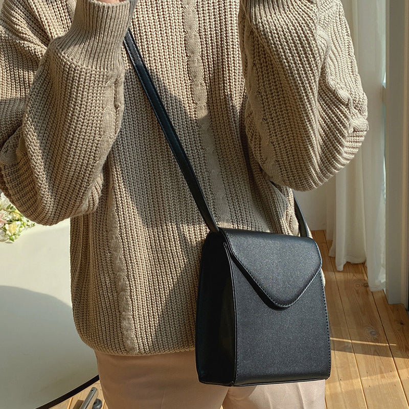 Men's Korean Style Simple Vertical Mobile Leather Men's Shoulder Bags