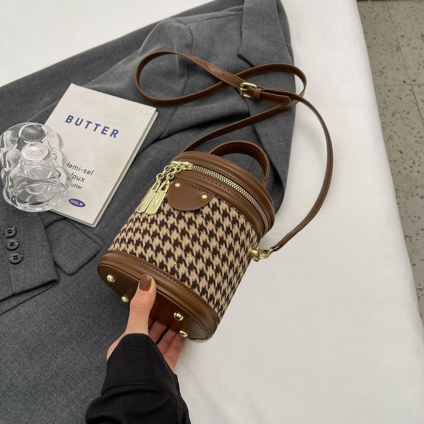 Women's Retro Easy Matching Autumn Fashion Texture Shoulder Bags