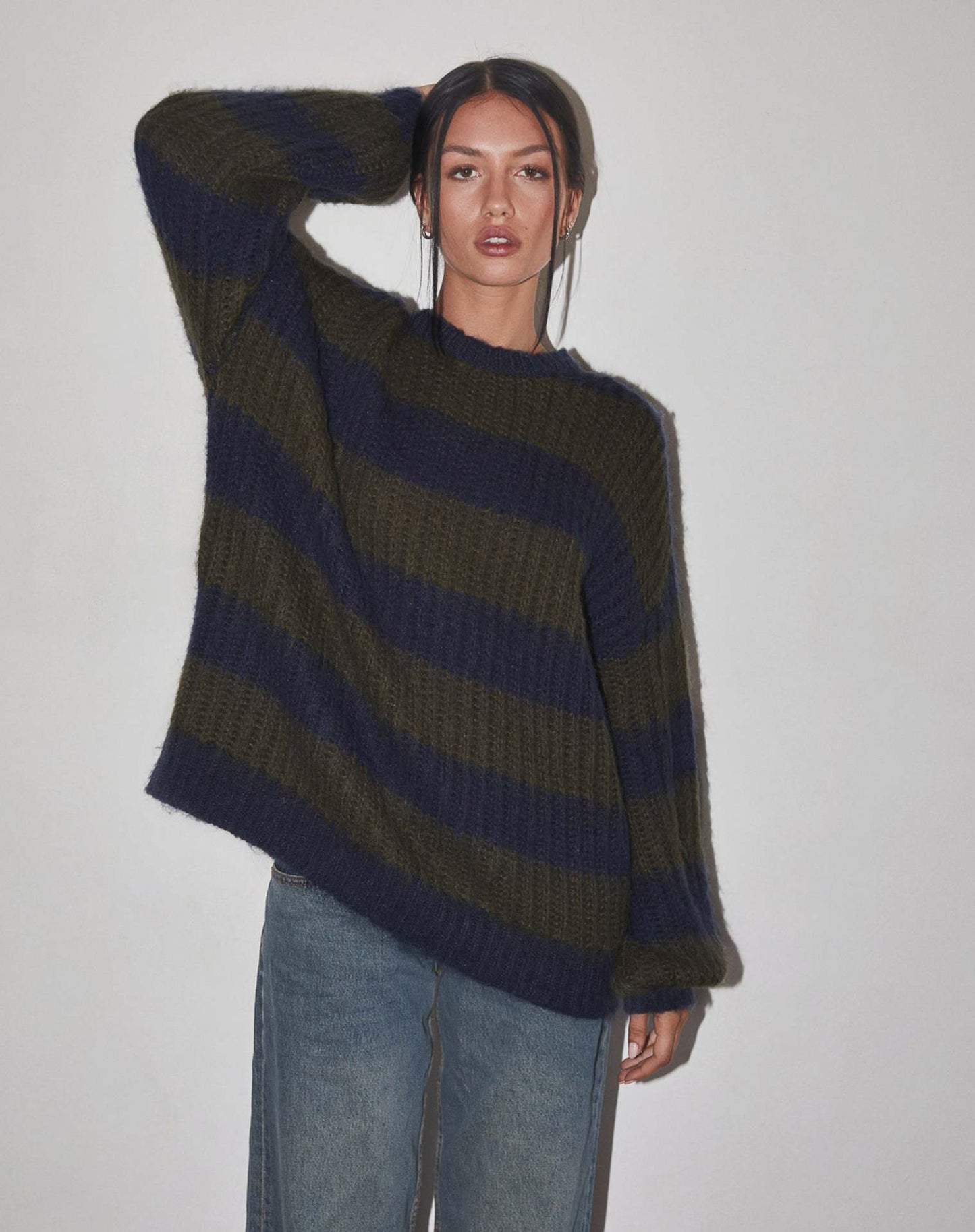 Women's Temperament Crew Neck Pullover Contrast Color Sweaters
