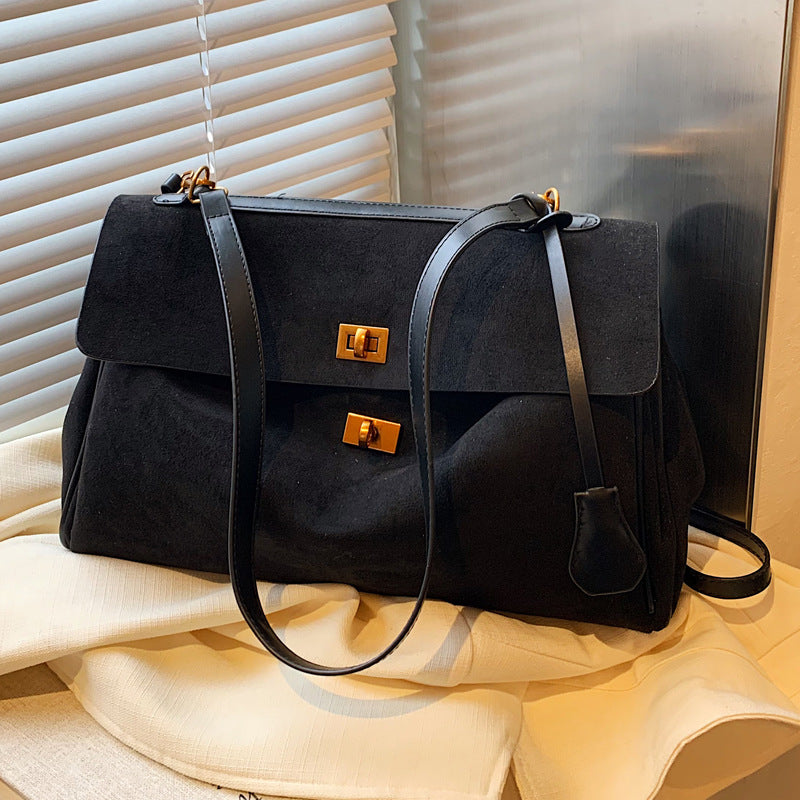 Women's Large Capacity Fashion Retro Commuter High-grade Shoulder Bags