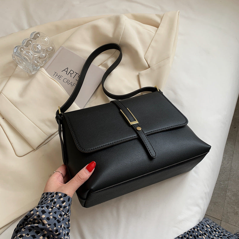 Women's Retro Large Capacity Fashionable Simple Textured Bags