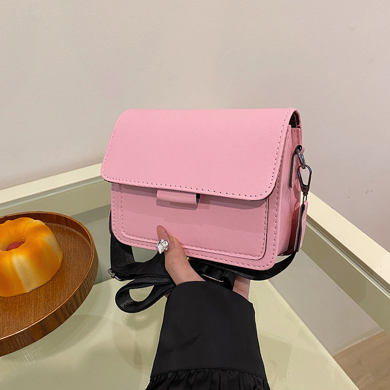 Women's Fashion Pouches Springtide Wide Strap Retro Shoulder Bags