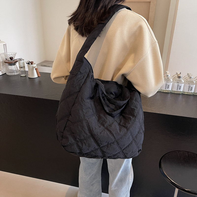 Women's Fashion Cloud Pleated Large Personalized Minority Crossbody Bags