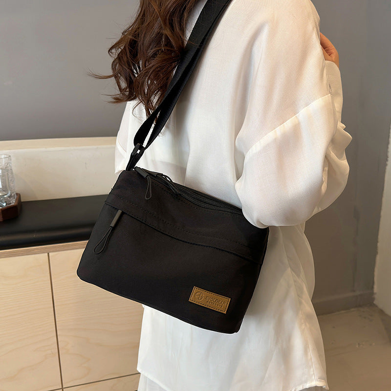 Waterproof Hard-wearing Nylon Simple Fashion Niche Shoulder Bags