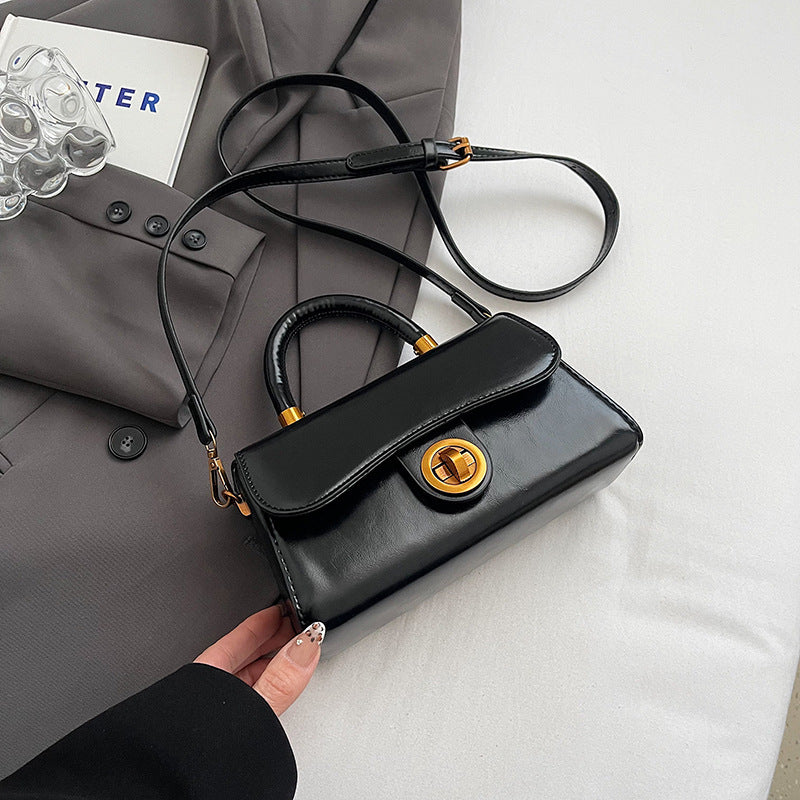 Women's Portable Commuter Fashionable Retro Multifunctional Shoulder Bags