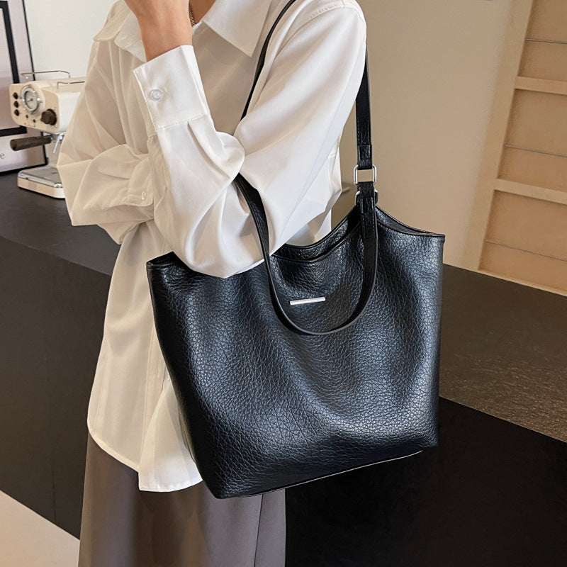 Women's Advanced Texture Large Capacity Fashion Simple Armpit Bags