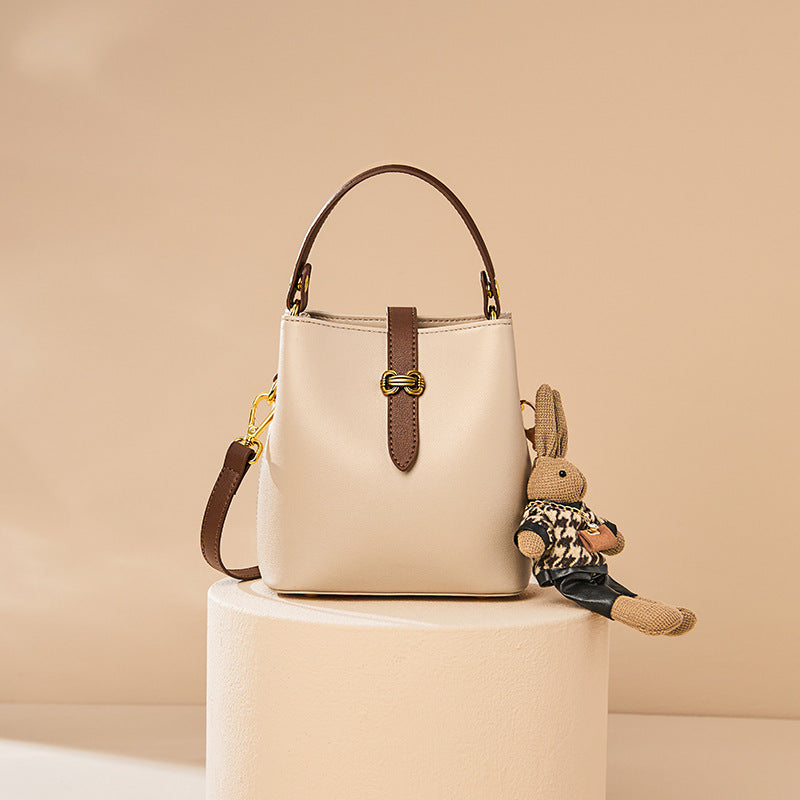 Women's Beautiful Genuine Leather Light Luxury Bags