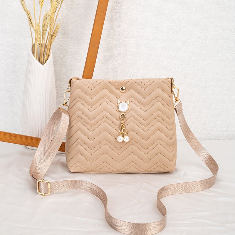 Women's Fashion Wave Pattern Sewing Line Artificial Shoulder Bags