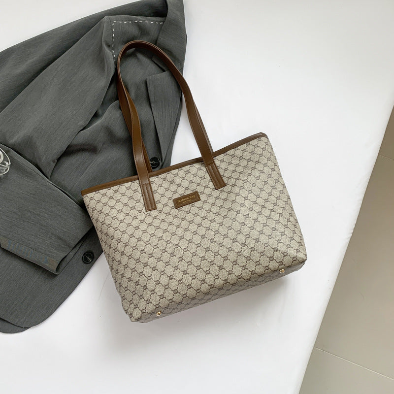 Women's Fashion Portable Family Commuter Large Capacity Shoulder Bags