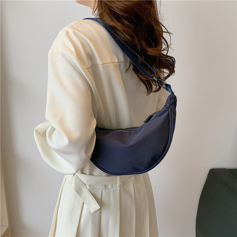 Women's Pretty Unique Dumpling Portable Nylon Bags