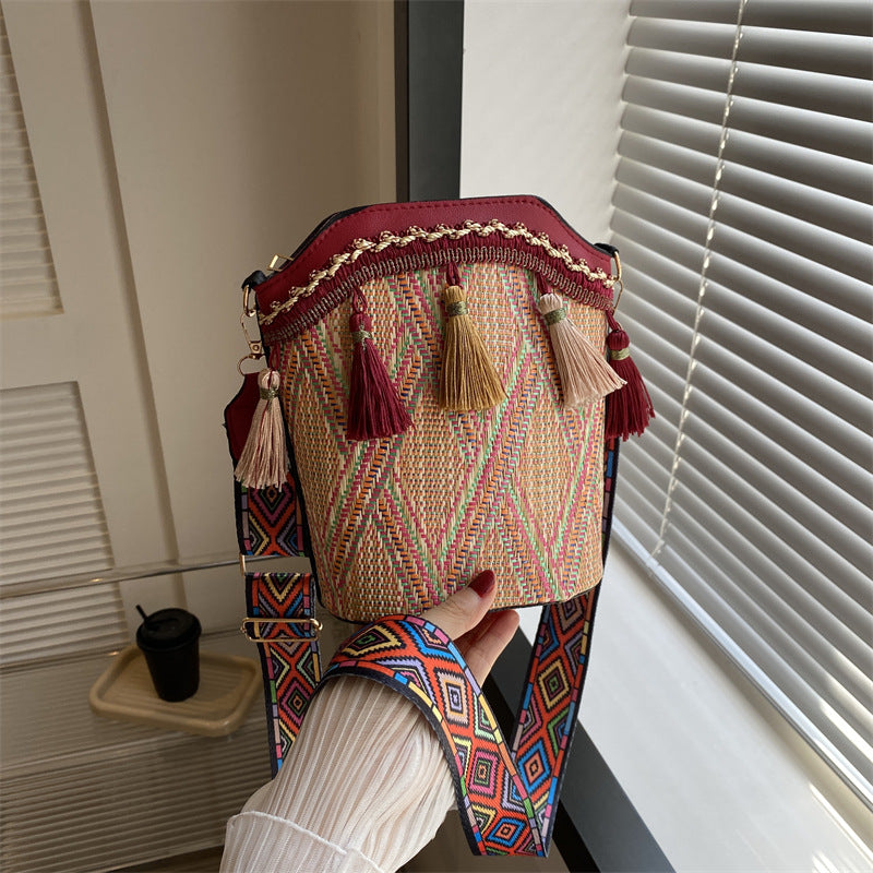 Women's Korean Fashion Artistic Ethnic Style Tassel Shoulder Bags