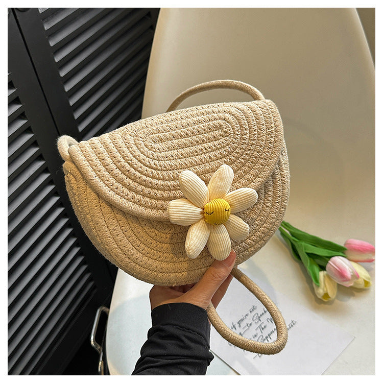 Women's Attractive High-grade Woven Saddle Fashion Crossbody Bags