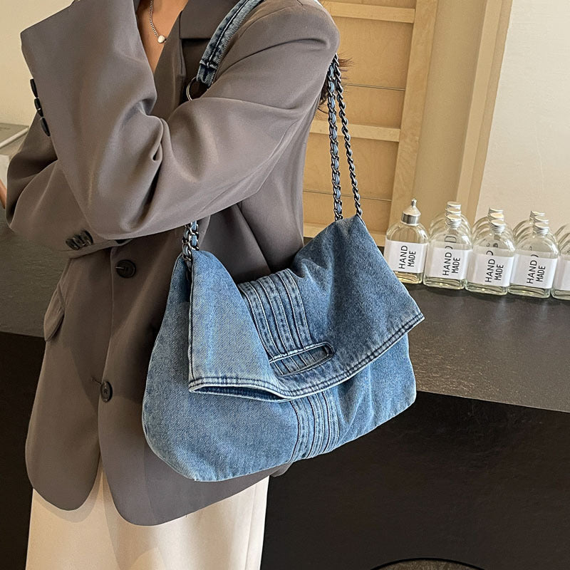 Women's Retro Style Denim Chain One Commuter Handbags