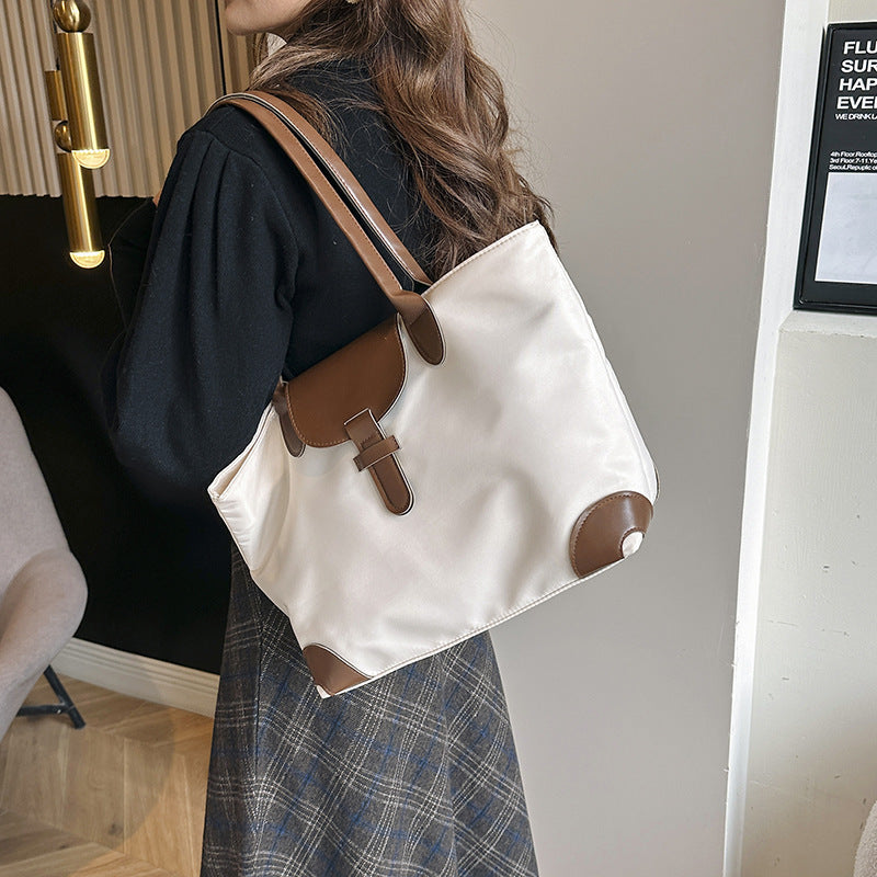 Women's Large Capacity Winter Simple Fashion Commuting Crossbody Bags