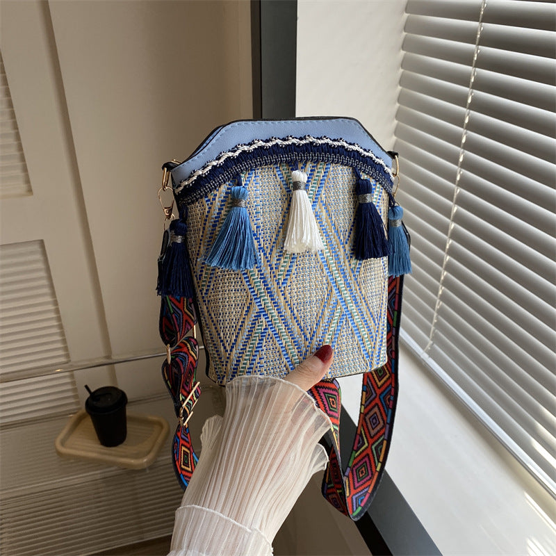 Women's Korean Fashion Artistic Ethnic Style Tassel Shoulder Bags