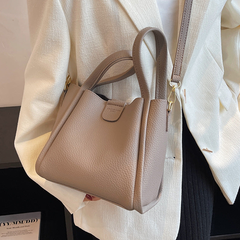 Women's Large Capacity Fashion High Sense Portable Bags
