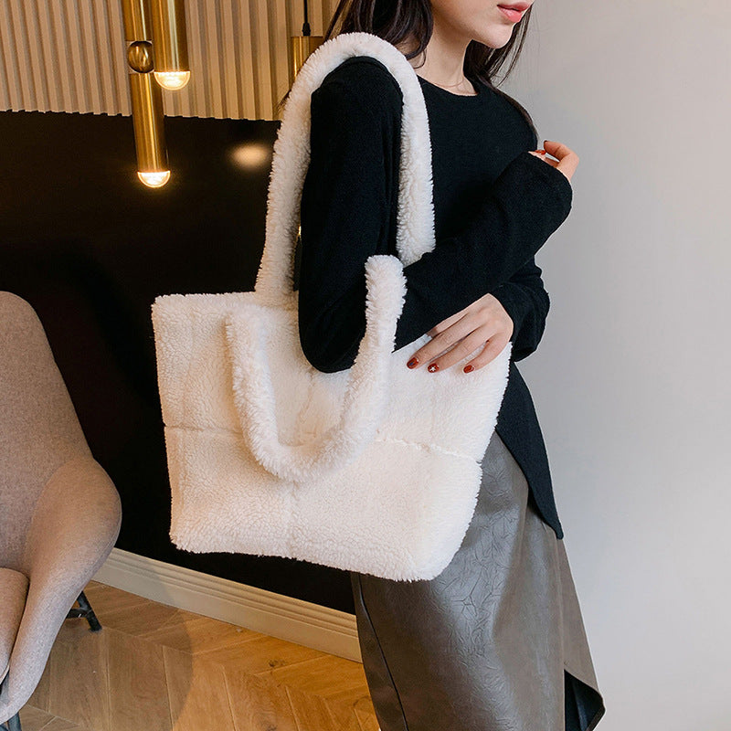 Unique High-grade Plush Trendy Fashion Furry Shoulder Bags