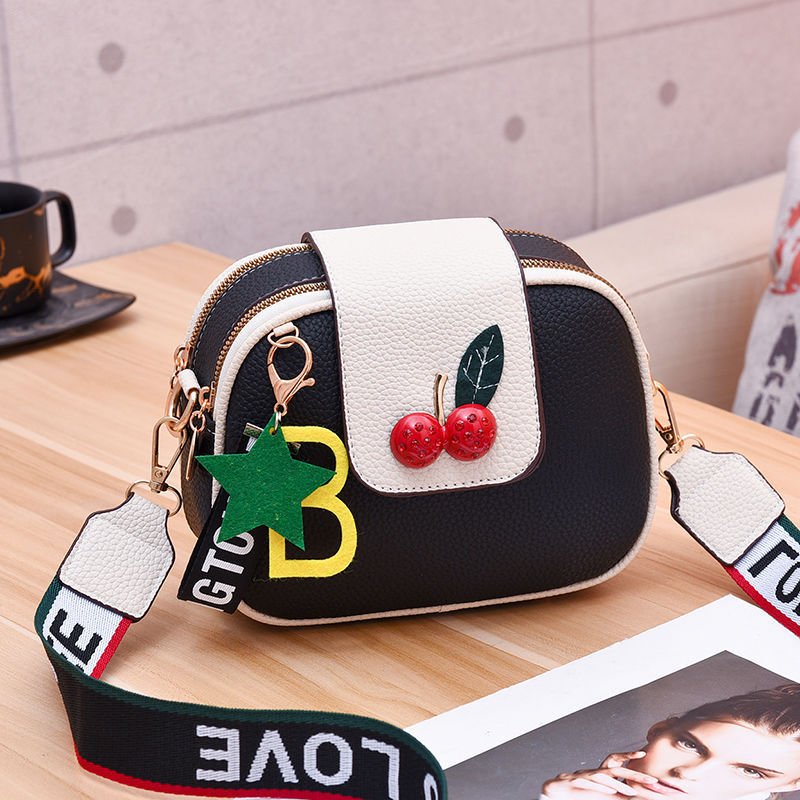 Women's Simple Exquisite Western Style Popular Leisure Crossbody Bags