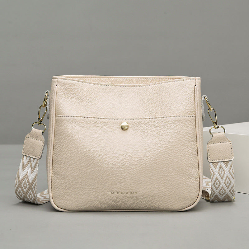 Women's Layer Cowhide Versatile Large Capacity Commuter Crossbody Bags