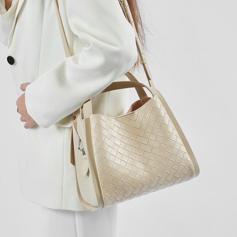 Women's High-grade Cowhide Fashion Genuine Leather Embossed Crossbody Bags