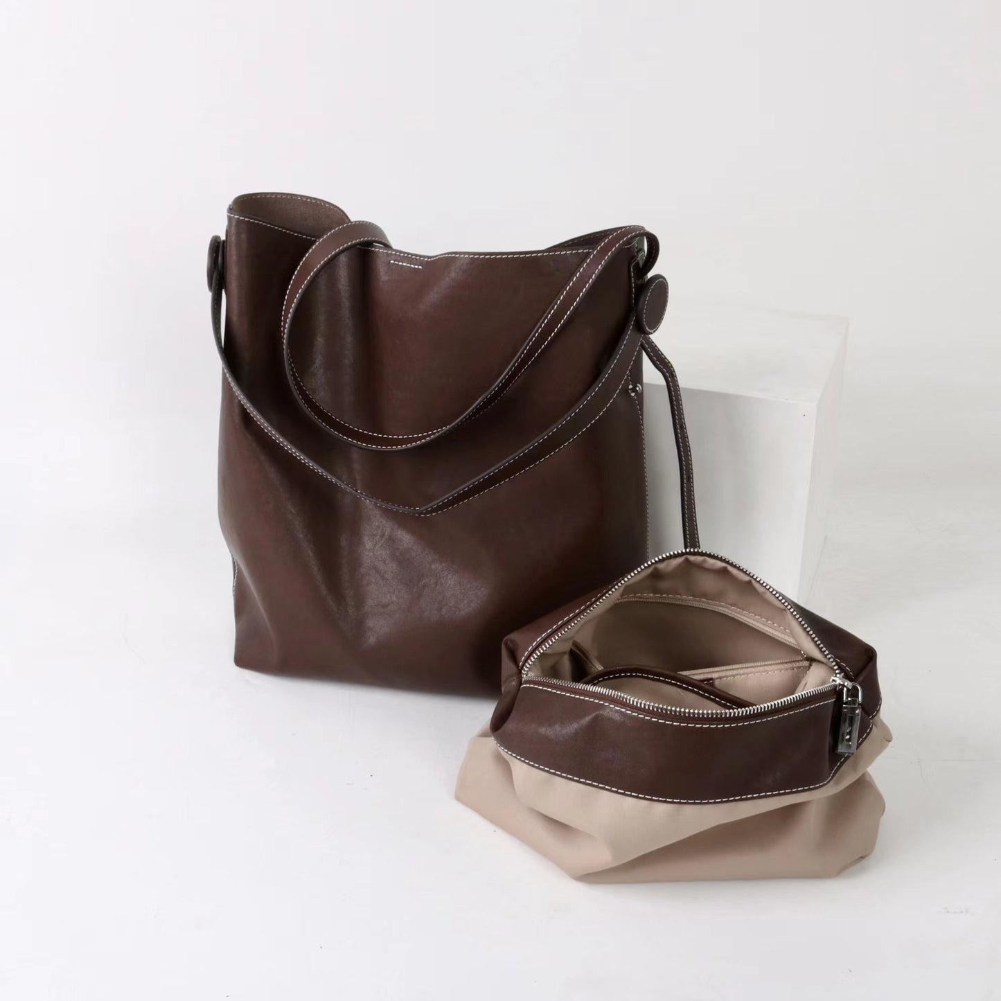 Cowhide Vegetable Basket Niche Large Capacity Handbags