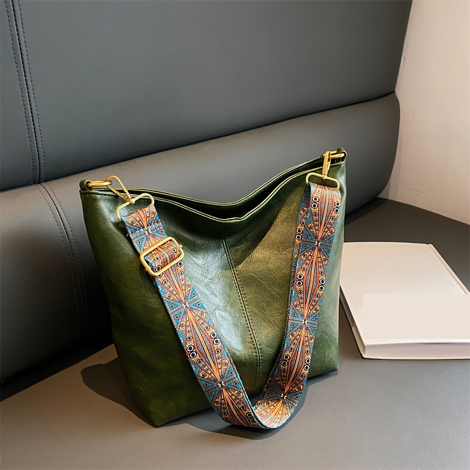 Women's Large Capacity Retro Broadband Advanced Texture Crossbody Bags