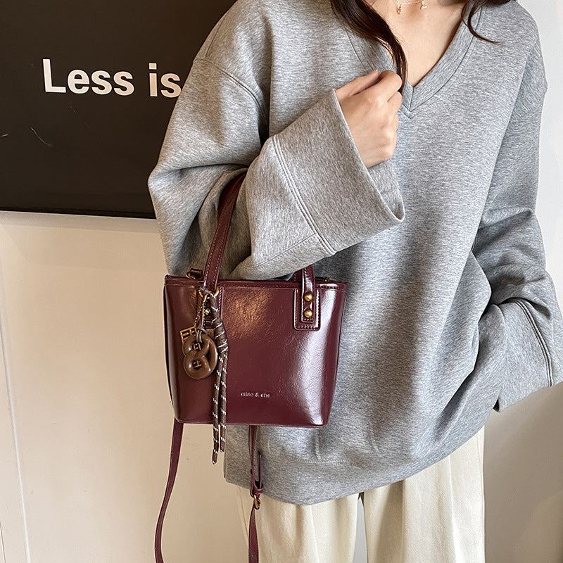 Women's Retro Easy Matching Autumn High-grade Fashion Shoulder Bags