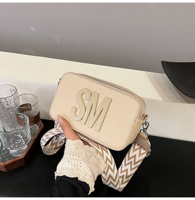 Women's Fashion Trendy Versatile Niche Alphabet Wide Shoulder Bags