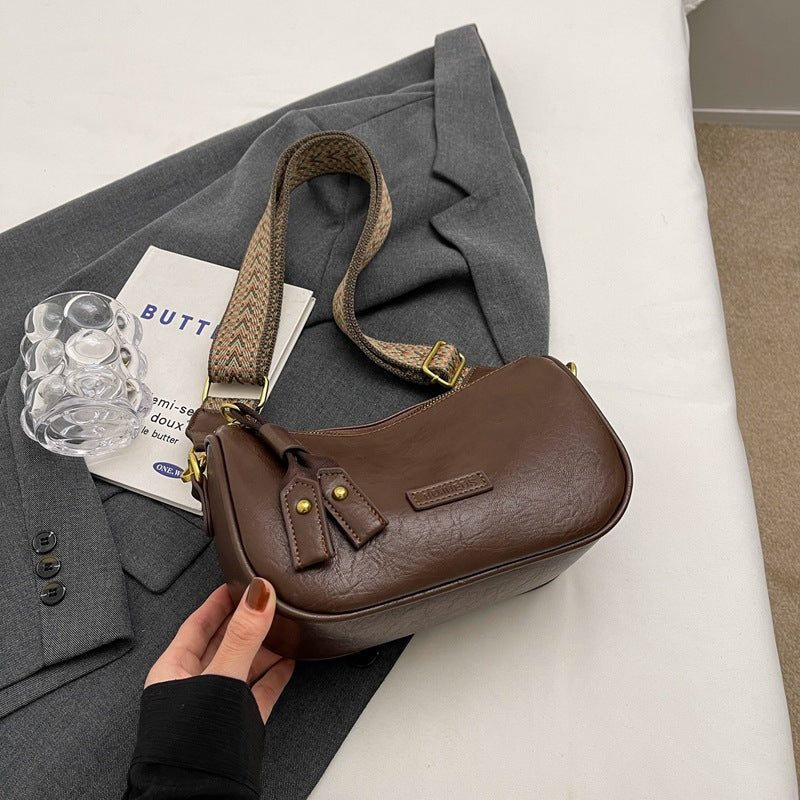 Women's High Sense Retro Popular Wide Strap Shoulder Bags