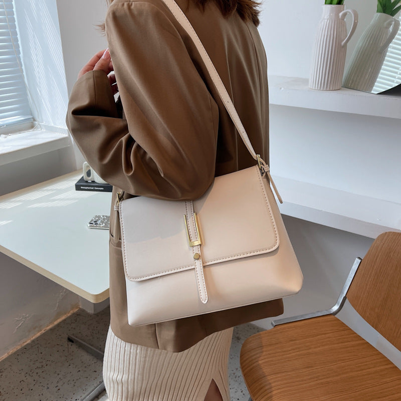 Women's Retro Large Capacity Fashionable Simple Textured Bags