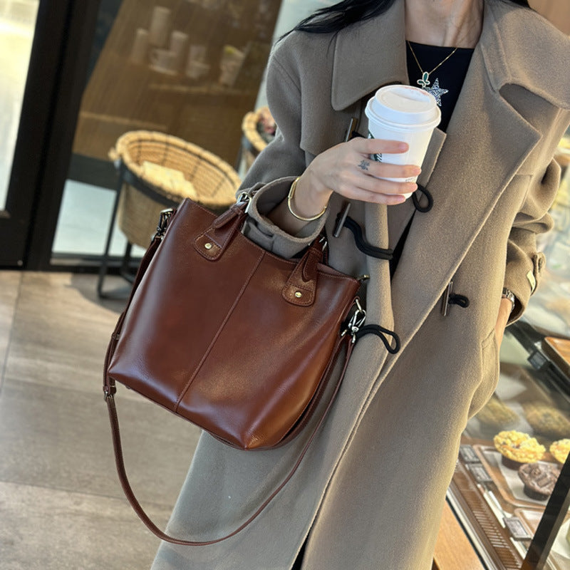 Women's Retro Stylish Good Texture Soft Leather Shoulder Bags
