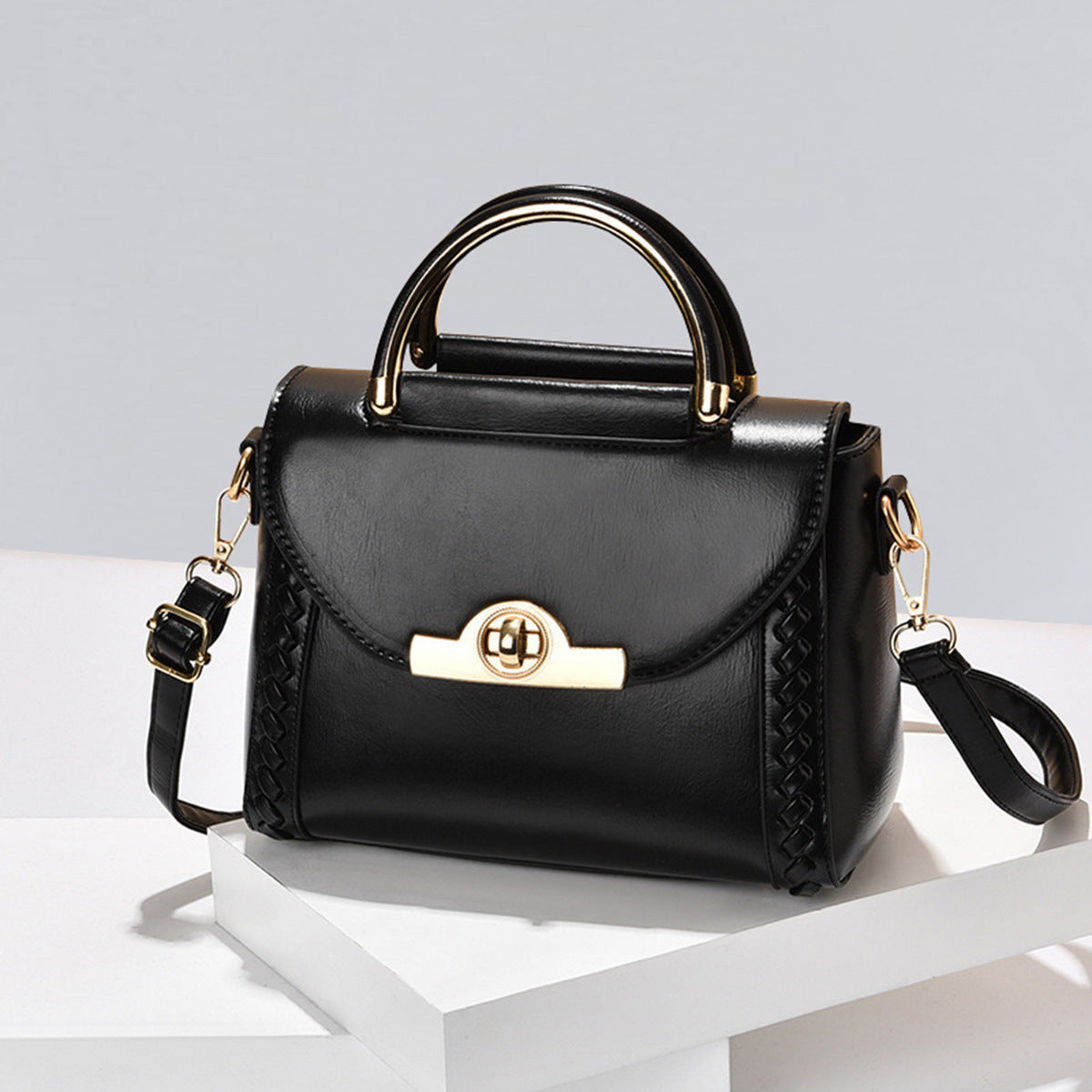 Women's Charming Trendy Woven Fashion Twist Shoulder Bags