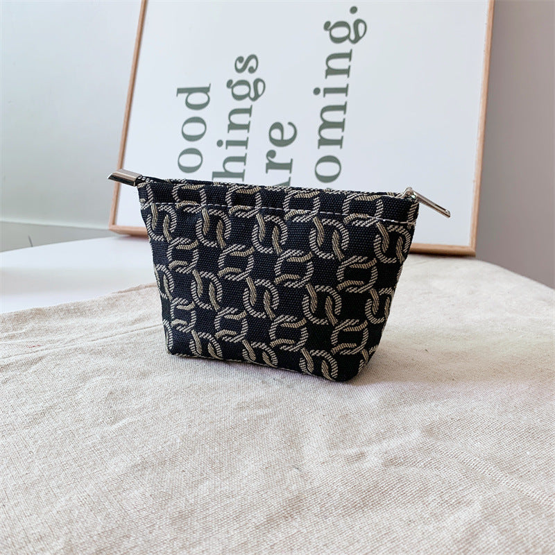 Women's Niche Large Capacity Good-looking Storage Clutch Vintage Handbags