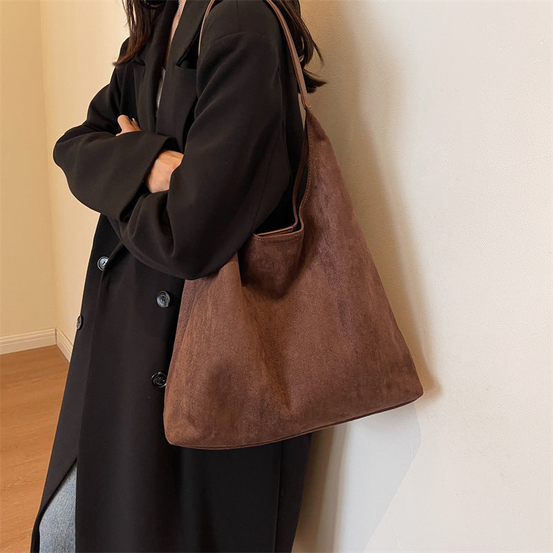Women's Suede Bread Fashionable Retro Large Capacity Tote Bags