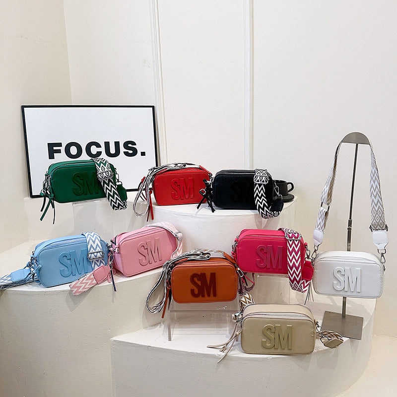 Women's Fashion Trendy Versatile Niche Alphabet Wide Shoulder Bags