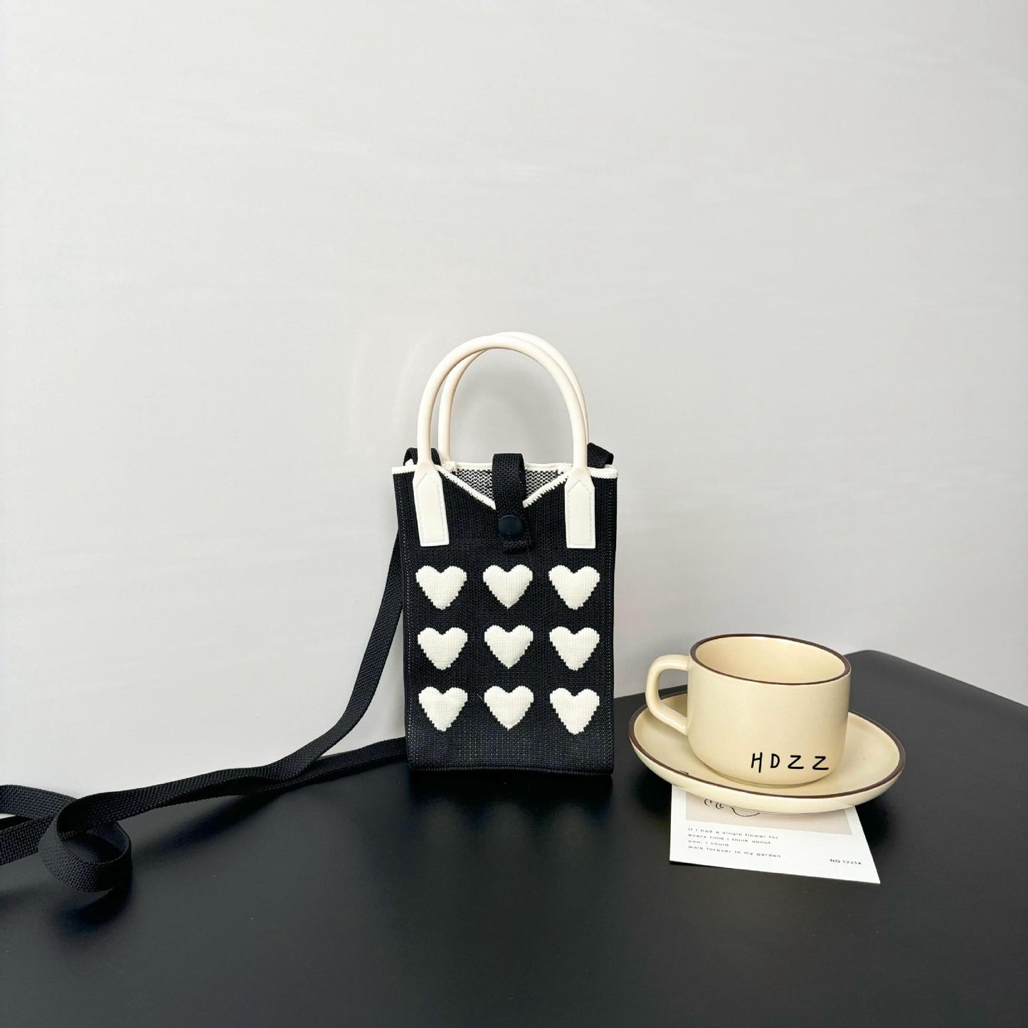 Dopamine High Sense Minority Knitted Korean Phone Bags