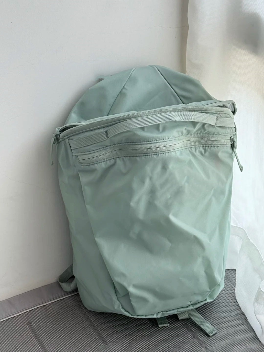 Women's & Men's & Lightweight Waterproof Computer Sports Backpacks