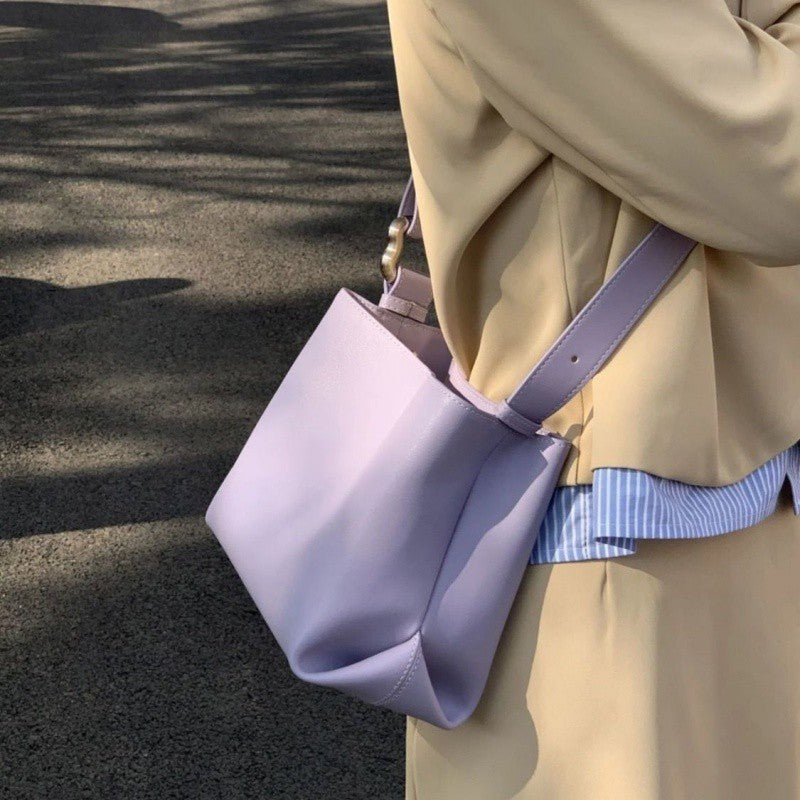 High-grade Niche Portable Large Capacity Delivered Crossbody Bags
