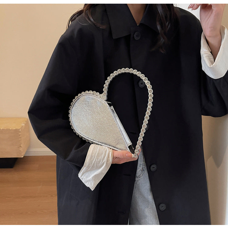 Women's Hand-held Heart-shaped Diamond Fashionable Stylish Hand Evening Bags