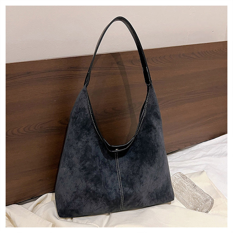 Women's Fashion Large Capacity Versatile Retro Frosted Shoulder Bags