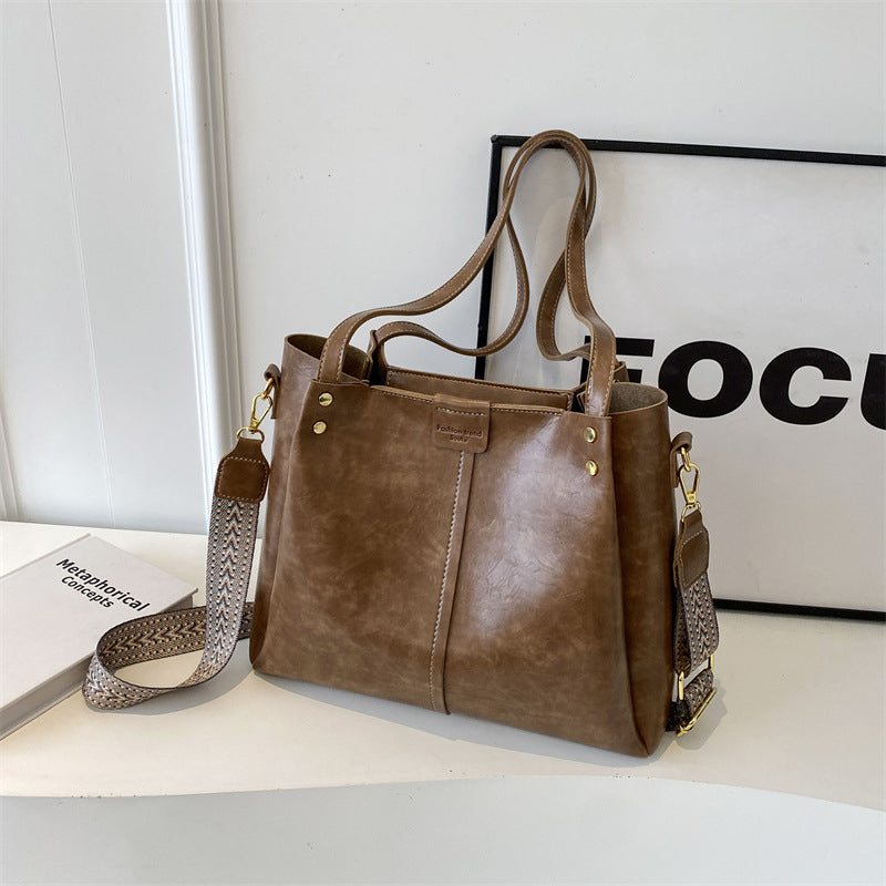 Women's Underarm Large Capacity Korean Retro Fashion Tote Bags