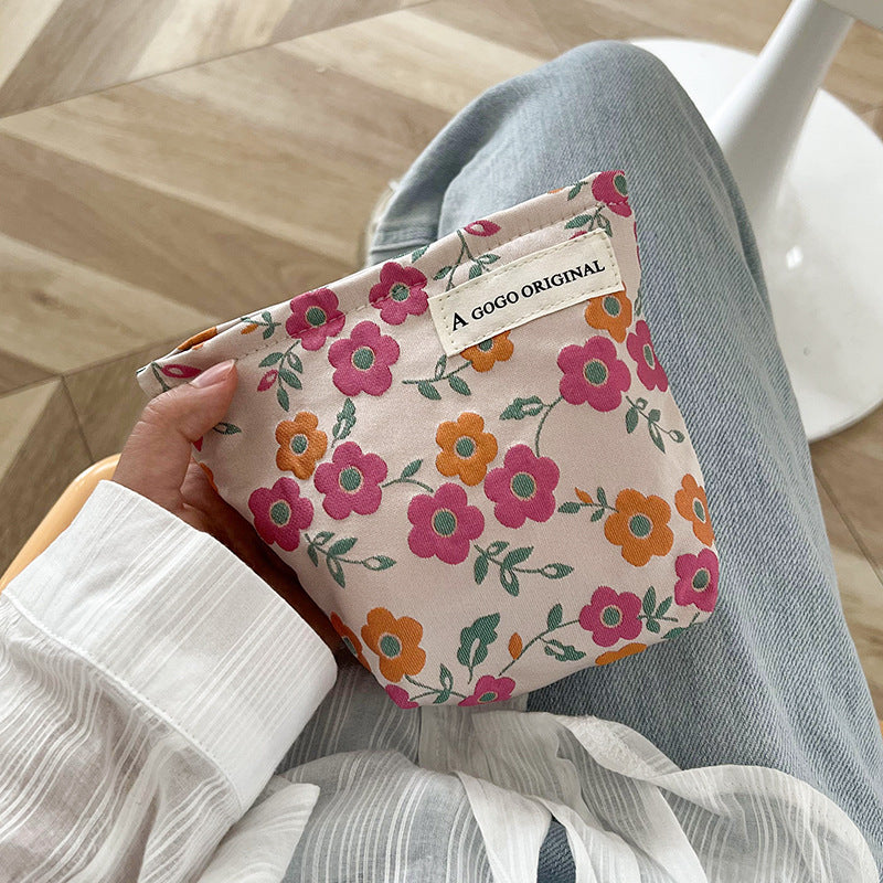 Niche Advanced Sense Portable Three-dimensional Sanitary Cosmetic Bags