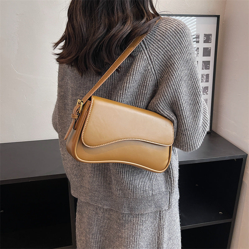 Women's Flip Magnetic Snap Commuting Fashion Simple Underarm Shoulder Bags