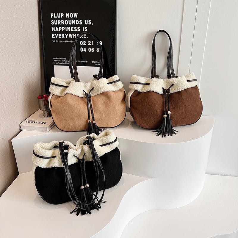 Women's Plush Large Capacity Korean Fashion Lamb Wool Retro Tote Bags