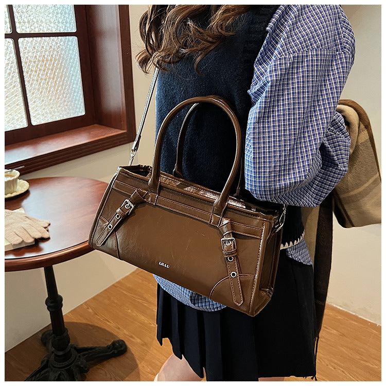 Women's Oil Wax Leather Underarm Light Luxury Shoulder Bags
