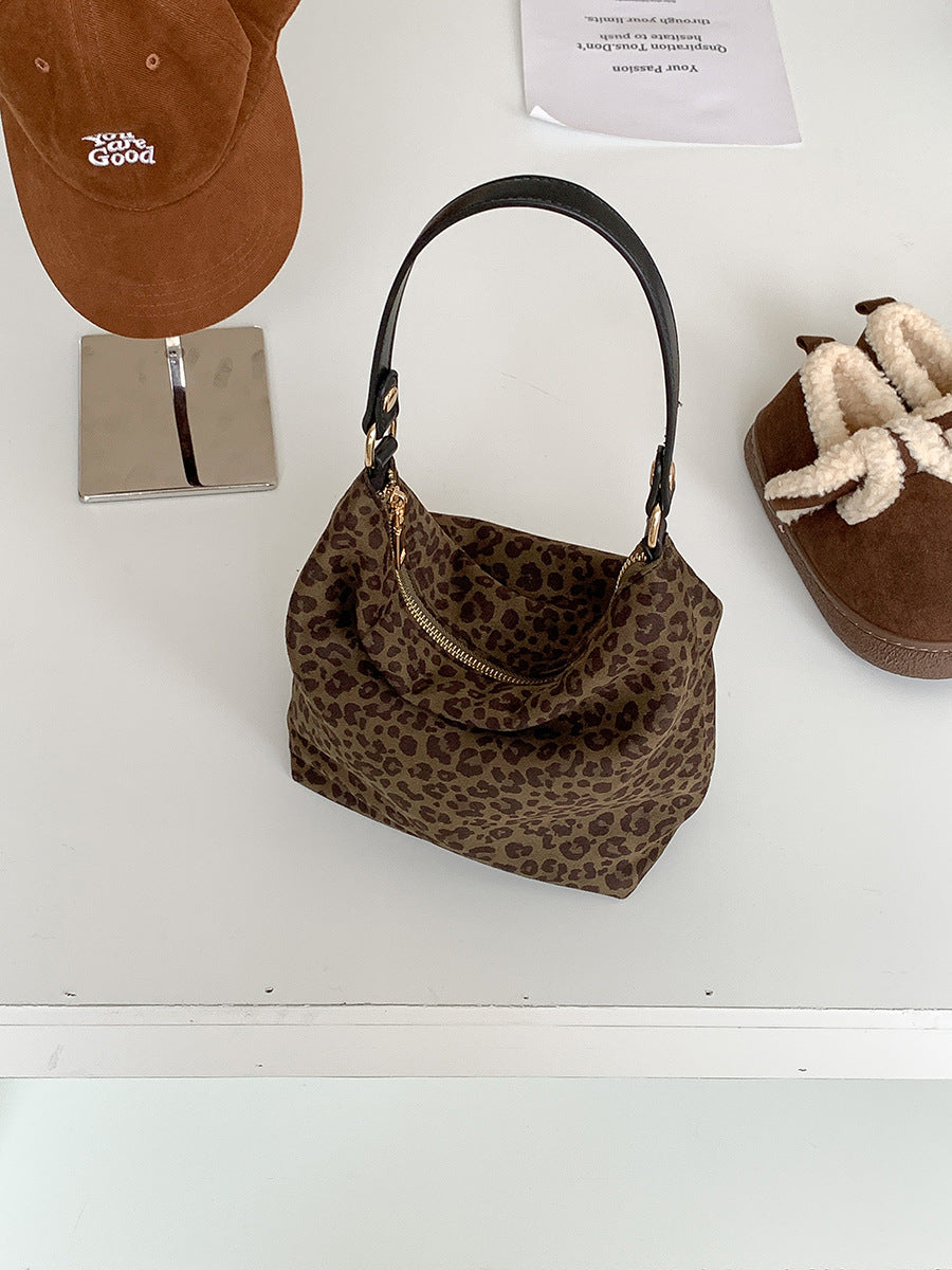Suede Fashion Female Niche High-grade Modern Shoulder Bags