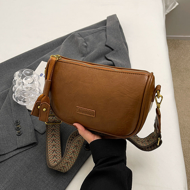 Women's High Sense Retro Popular Wide Strap Shoulder Bags
